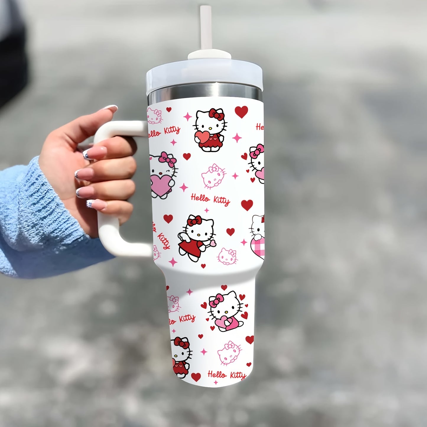 "Stay Hydrated in Style with Our 40oz Hello Kitty Thermal Tumbler - Perfect for Hot or Cold Drinks! 🌟"